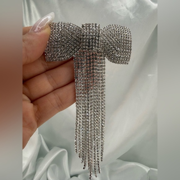 Silver Rhinestone Bow Hair Clip main image 5